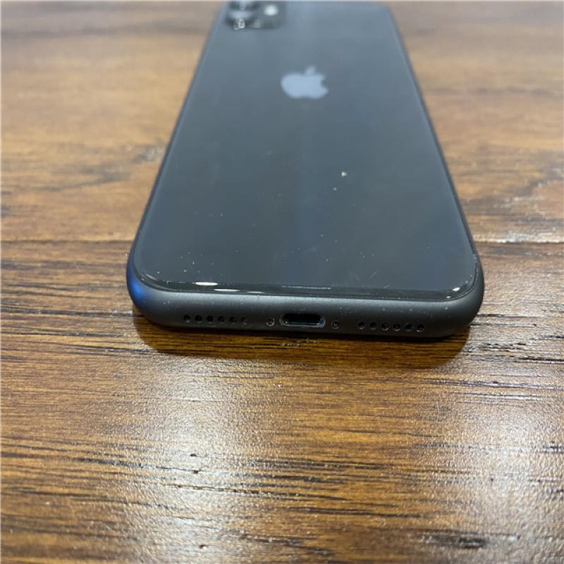 Apple iPhone 11 64GB - Black / MM693LL/A