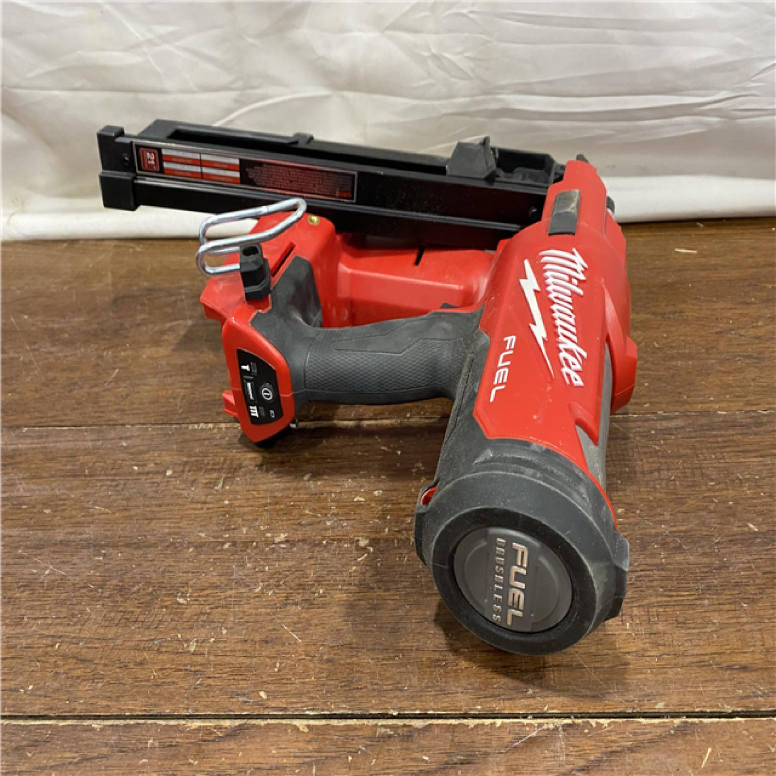 AS-IS Milwaukee 2744-20 M18 FUEL 21-Degree Cordless Framing Nailer (Tool Only)