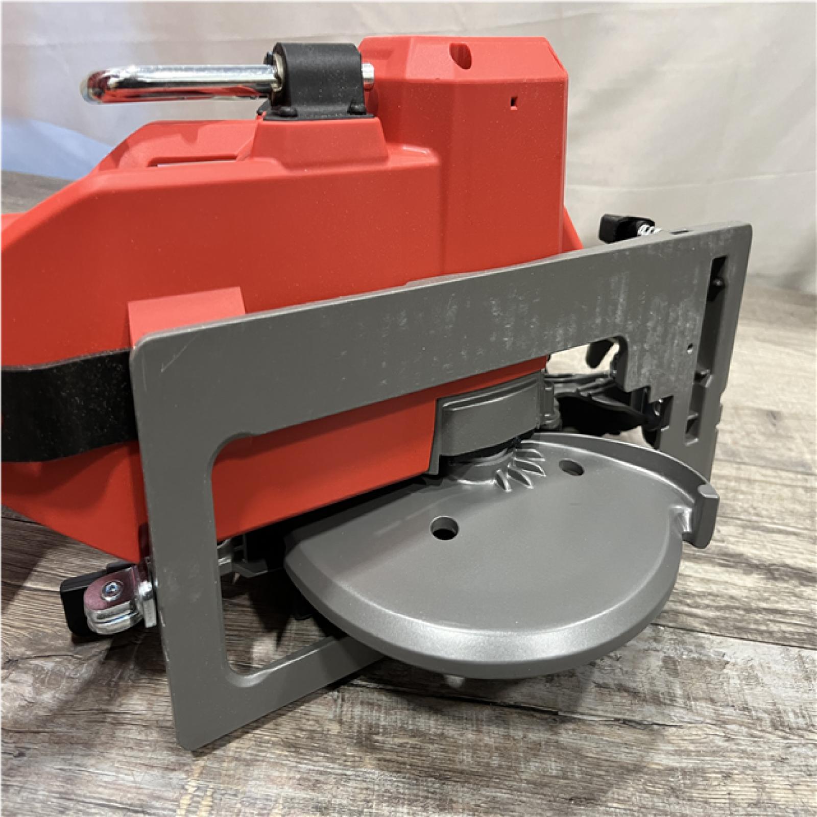 AS-IS Milwaukee FUEL 18V Lithium-Ion Cordless 7-1/4 in. Rear Handle Circular Saw (Tool-Only)