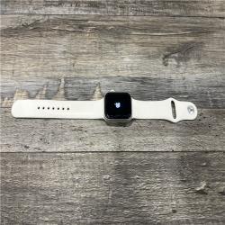 AS-IS  Apple Watch Series 5 40mm GPS + Cellular - Silver Aluminum Case - White