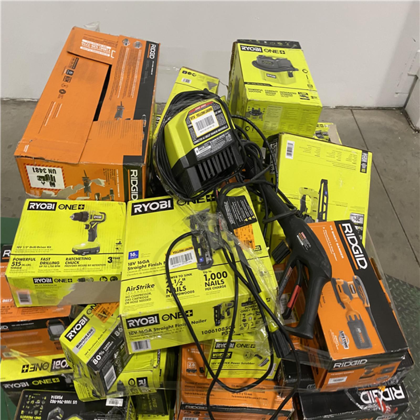 Dallas Location - As-Is Tool Pallet