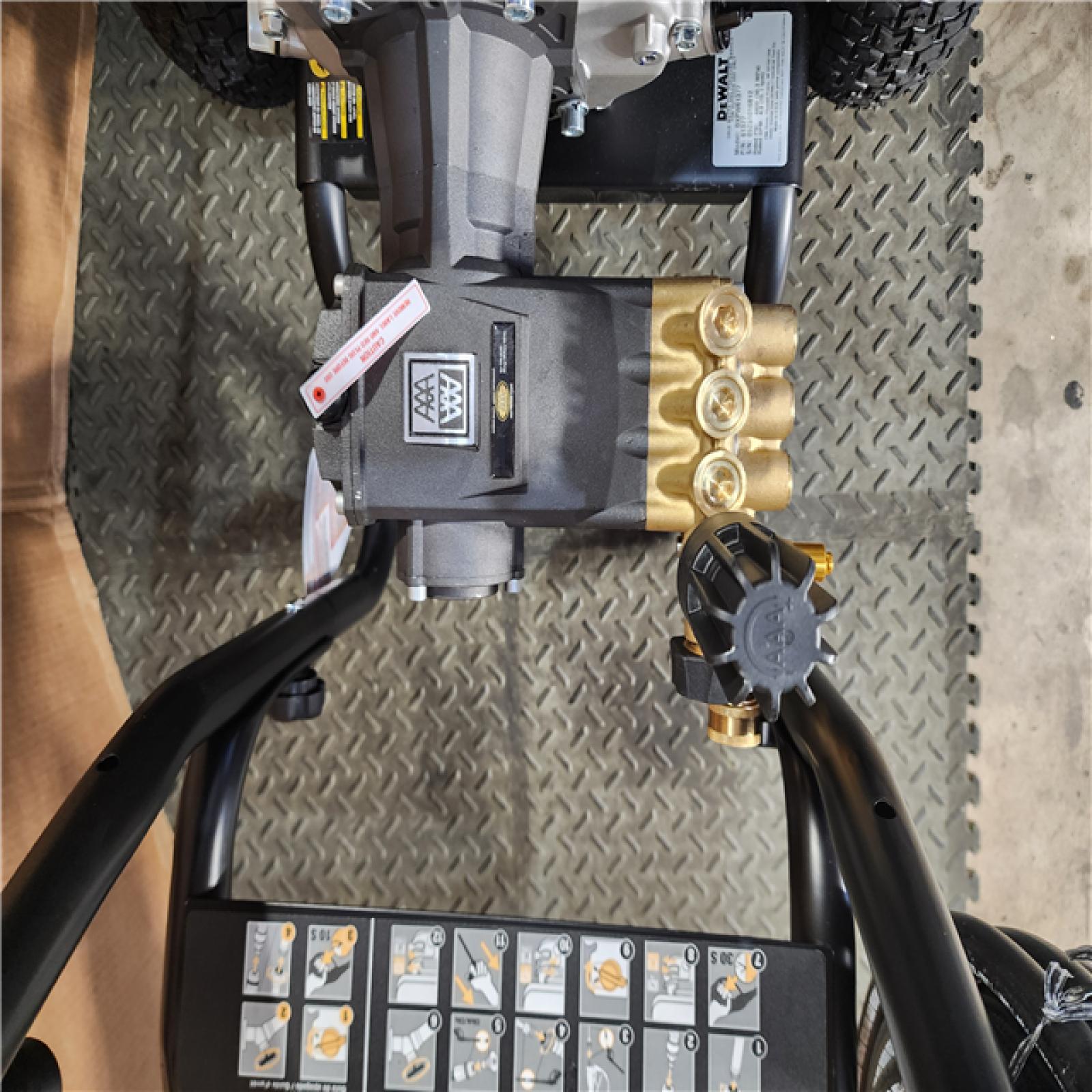 HOUSTON LOCATION - AS-IS DEWALT 4400 PSI 4.0 GPM Cold Water Gas Pressure Washer