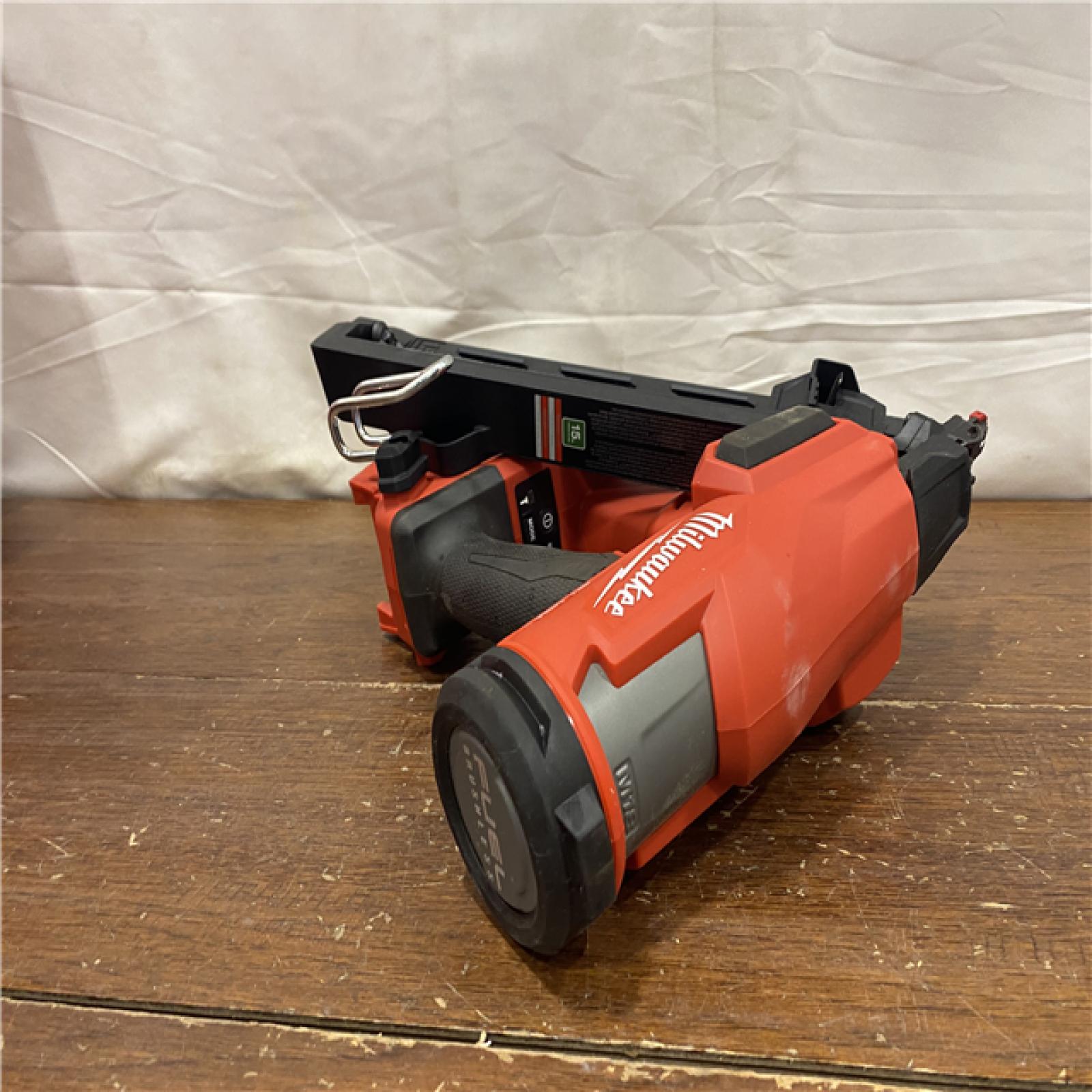 AS-IS Milwaukee 2839-20 M18 FUEL 15 Ga. 18 Volt Brushless Angled Finish Nailer