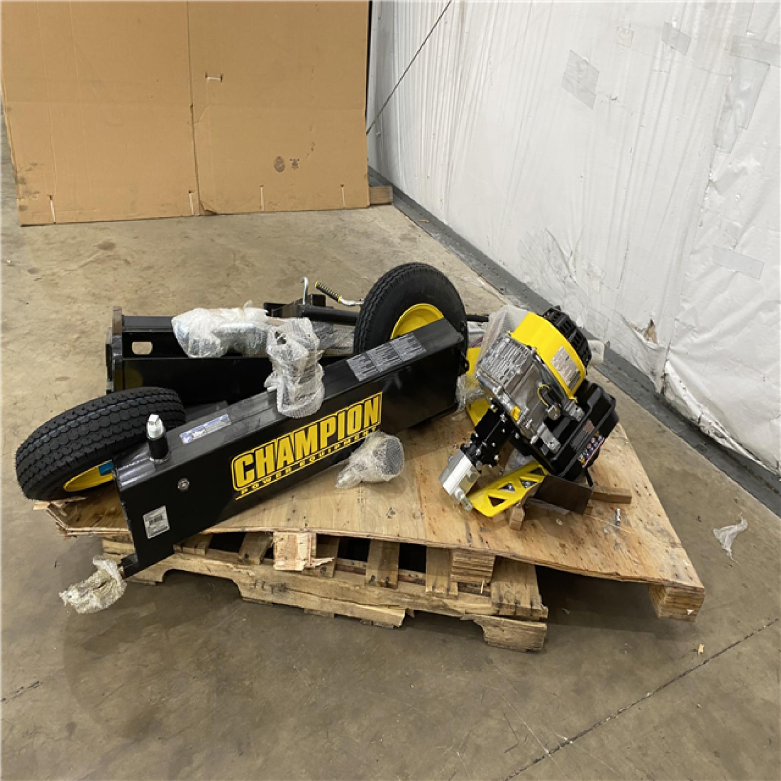 Houston Location AS IS - Champion 27 Ton Log Splitter