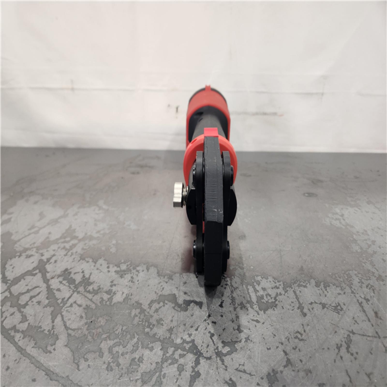 AS-IS- Milwaukee 18V Lithium-Ion Cordless Short Throw Press Tool Kit