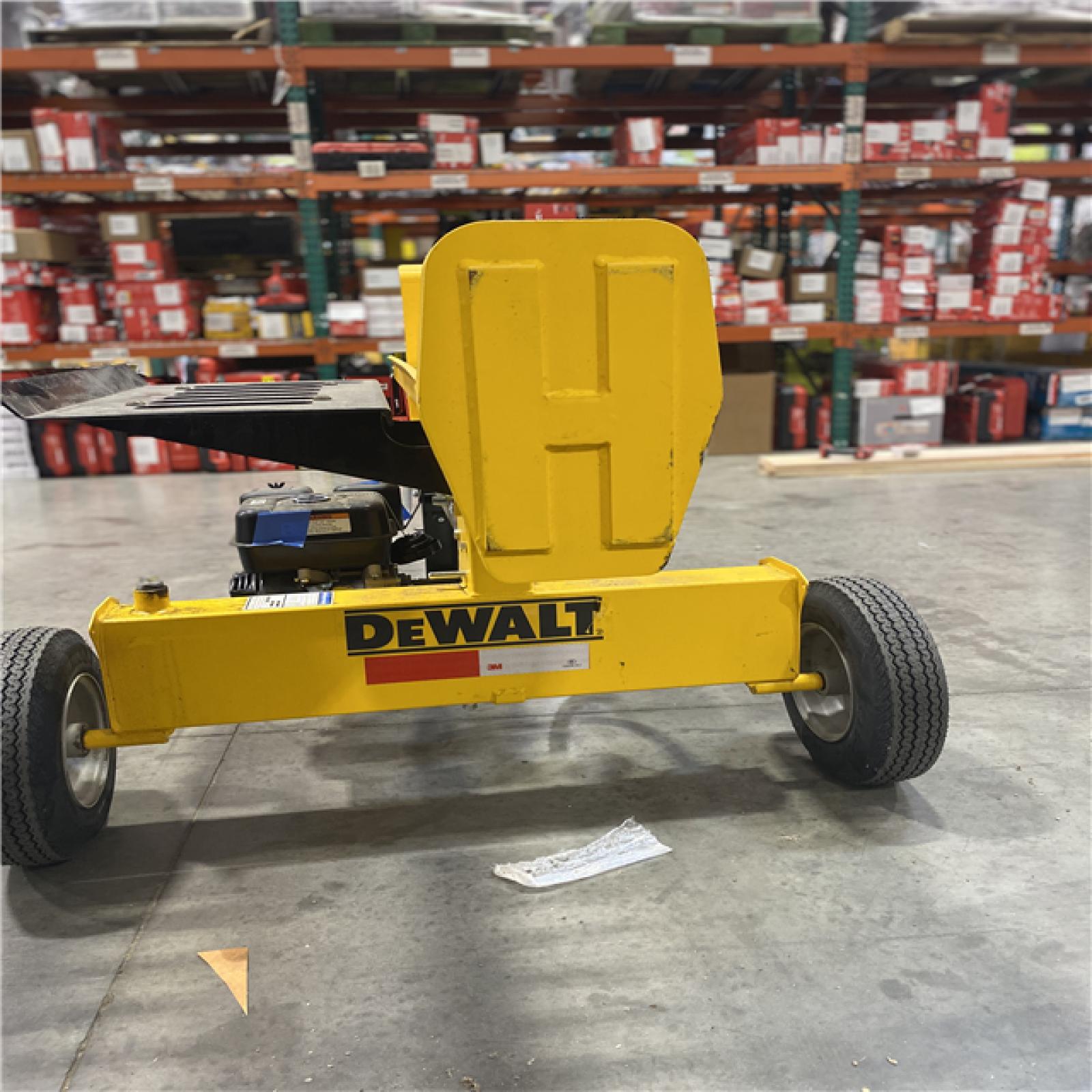 Dallas Location - As-Is DEWALT28 Ton Log Splitter