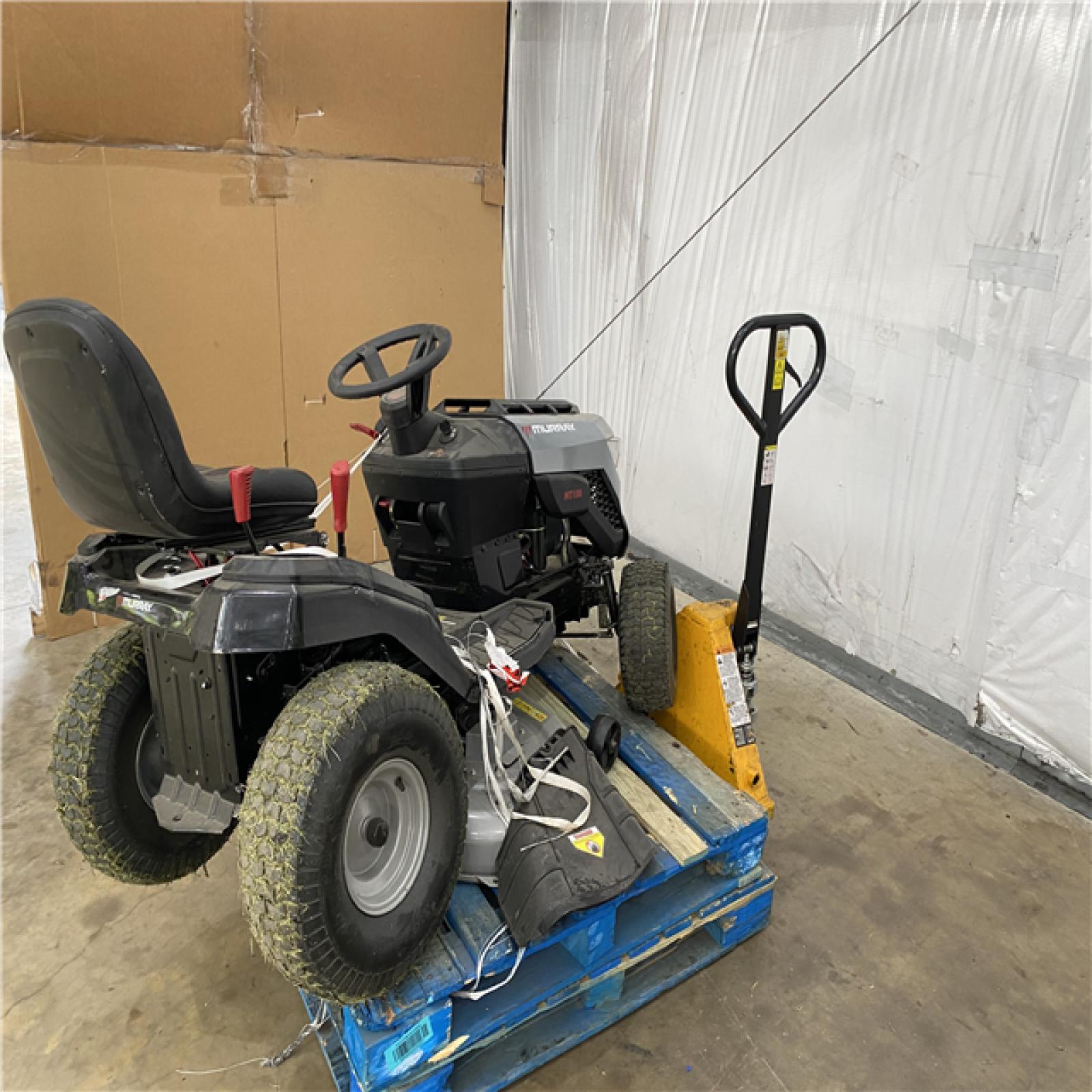 Houston Location AS IS - Murray MT100 Riding Mower