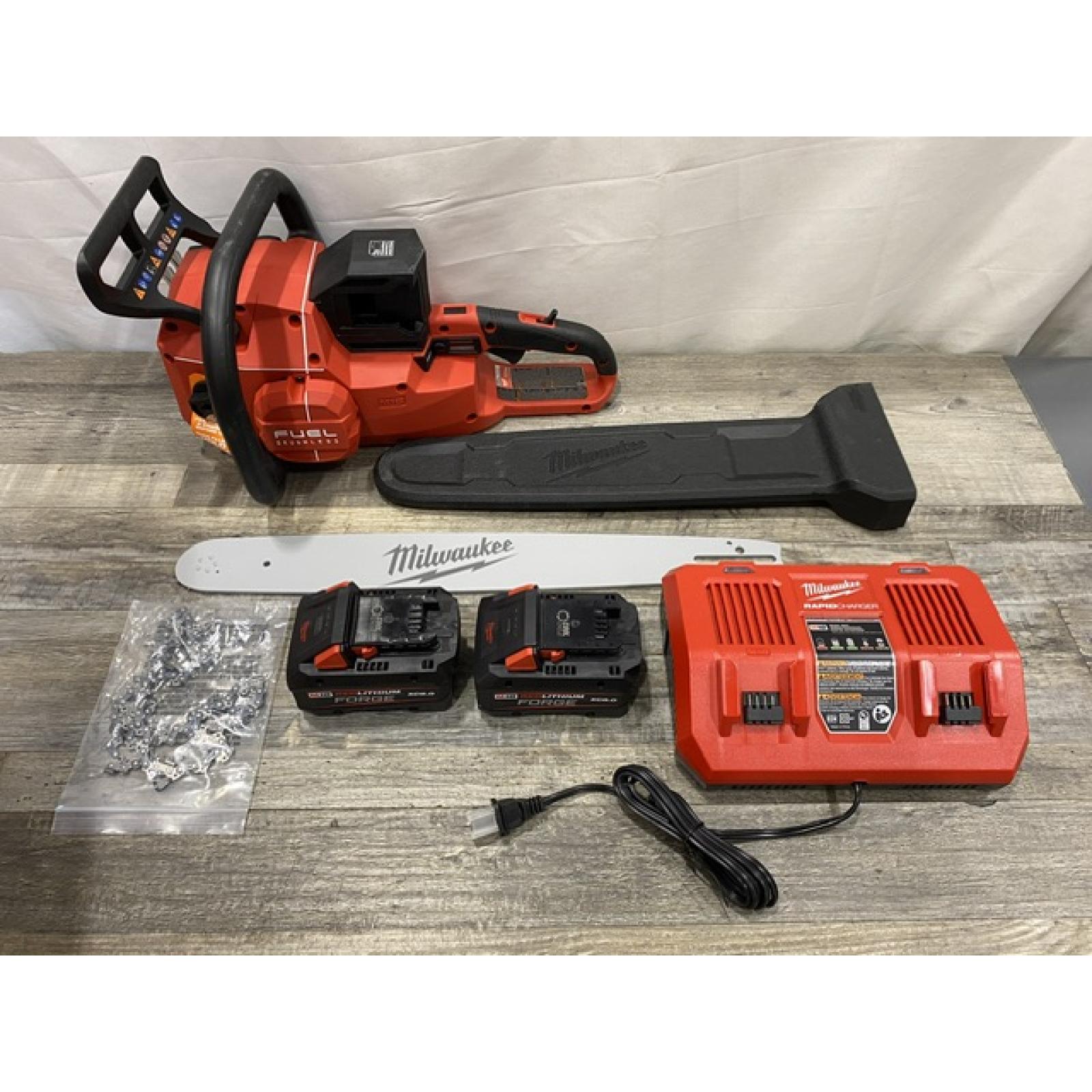 AS-IS Milwaukee FUEL 18V Brushless Cordless 20 in. Dual Battery Chainsaw Kit