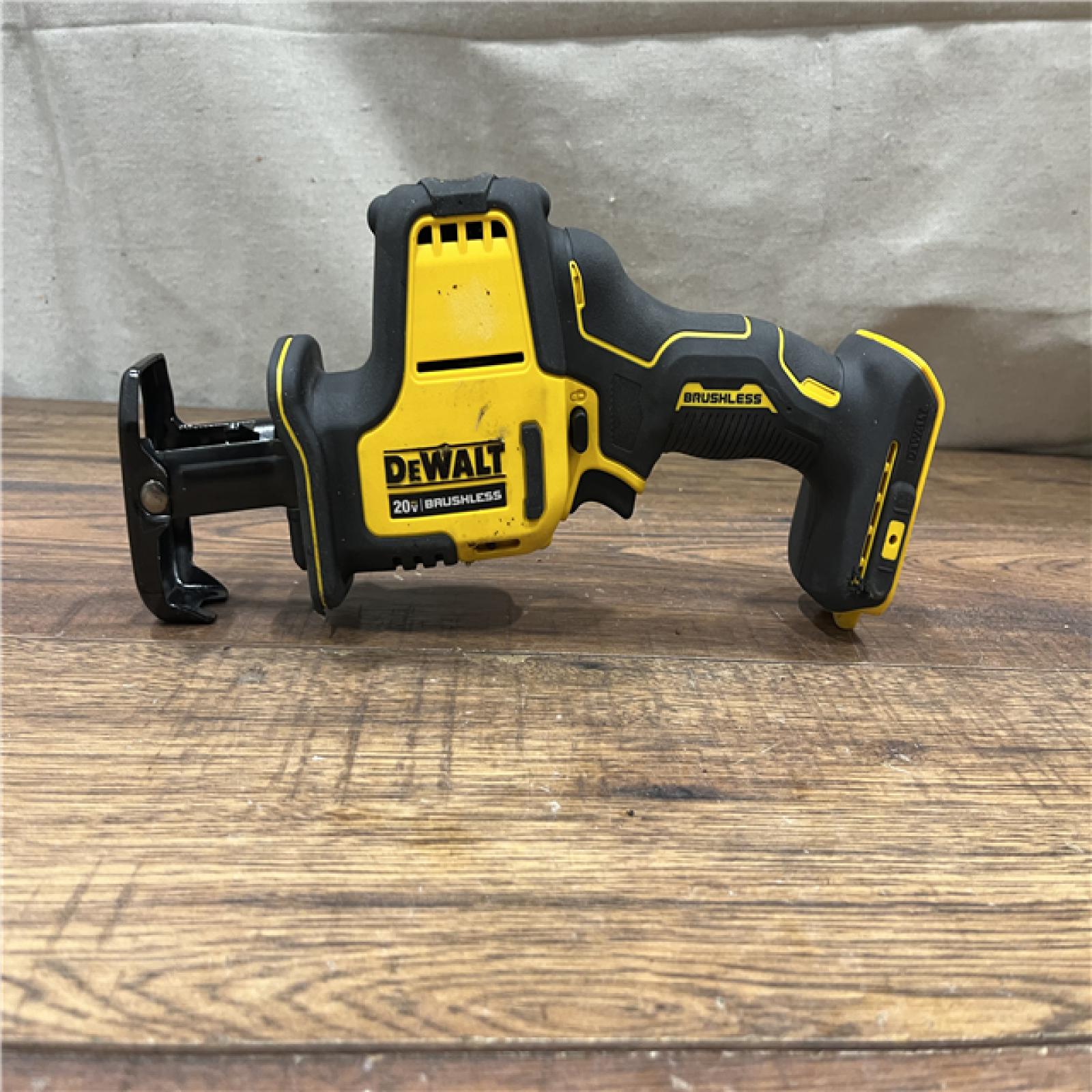 AS-IS Dewalt DCS369B ATOMIC 20V MAX Cordless One-Handed Reciprocating Saw (Tool Only)