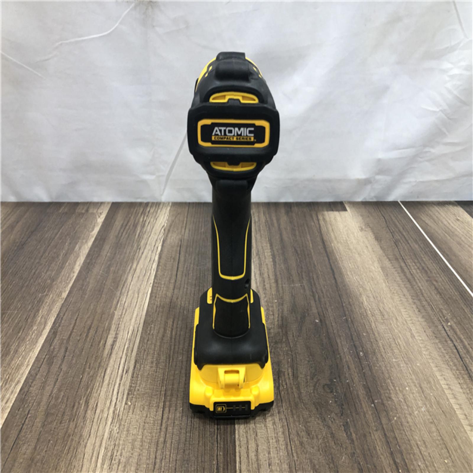 AS-IS DEWALT Atomic 20V Max Lithium-Ion Brushless Cordless Compact 1/4 in. Impact Driver Kit