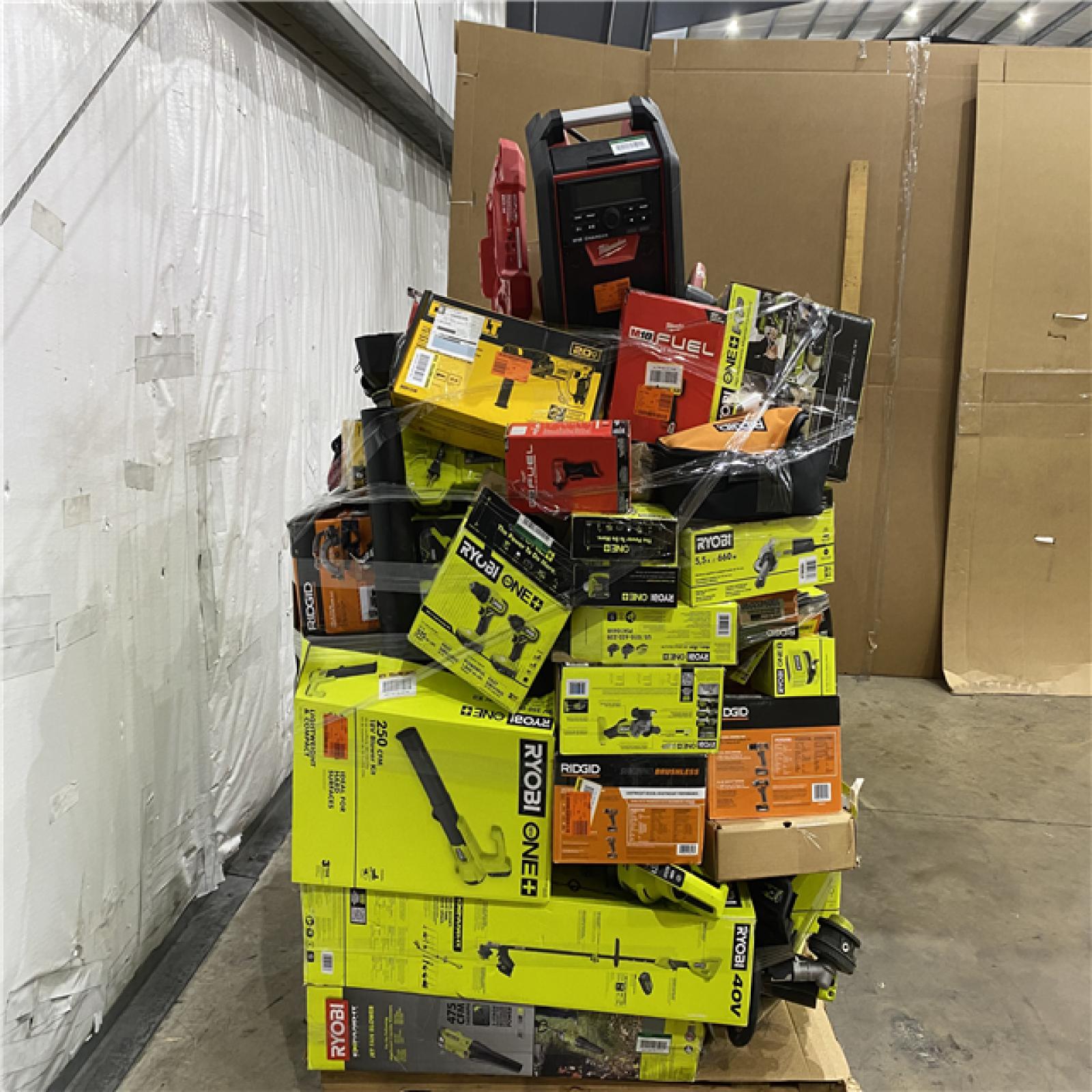 Houston Location AS IS - Tool Pallet