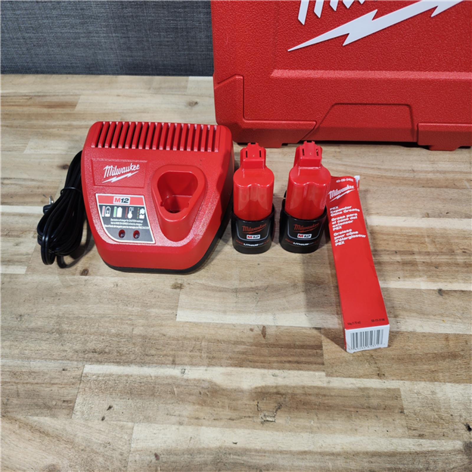 HOUSTON LOCATION - AS-IS M12 12-Volt Lithium-Ion Cordless PEX Expansion Tool Kit with (2) 1.5 Ah Batteries  (3) Expansion Heads and Hard Case