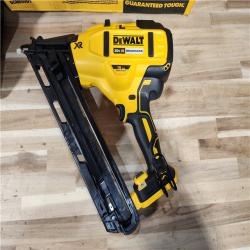 HOUSTON LOCATION - AS-IS DeWalt 15 GA ANGLED FINISH NAILER KIT W/ BATTERY & CHARGER