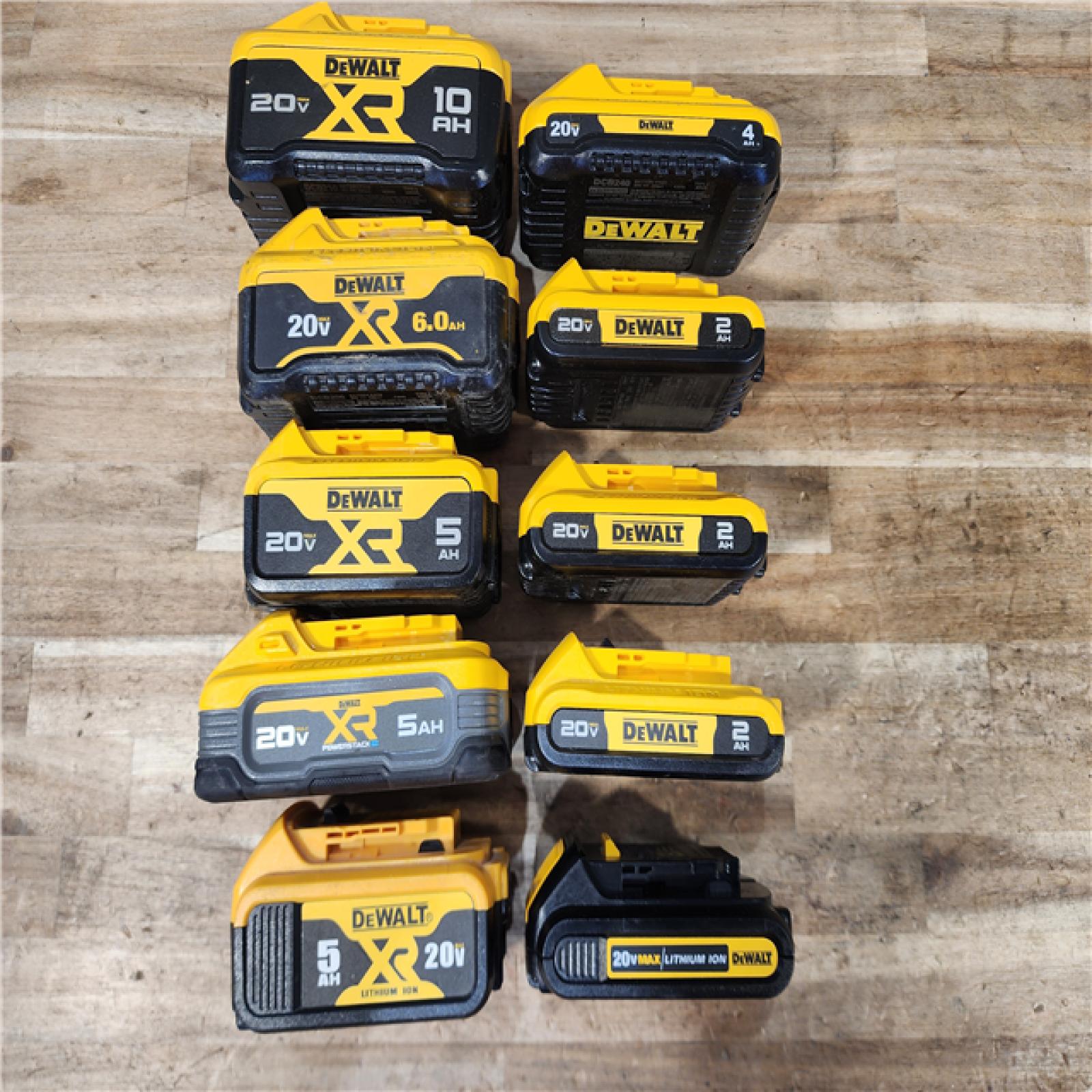 HOUSTON LOCATION - AS-IS DEWALT BATTERY PACK QTY - 10