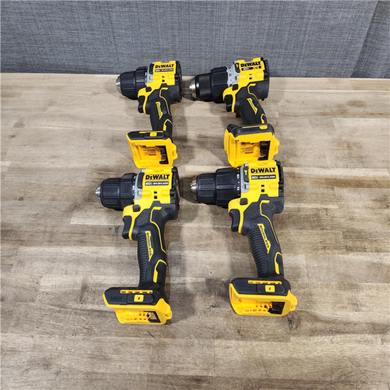 HOUSTON LOCATION - AS-IS HOUSTON LOCATION - AS-IS DEWALT 4 TOOL COMBO