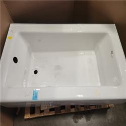 Phoenix AS-IS KOHLER Bellwether 60 in. x 32 in. Soaking Bathtub with Left-Hand Drain in White