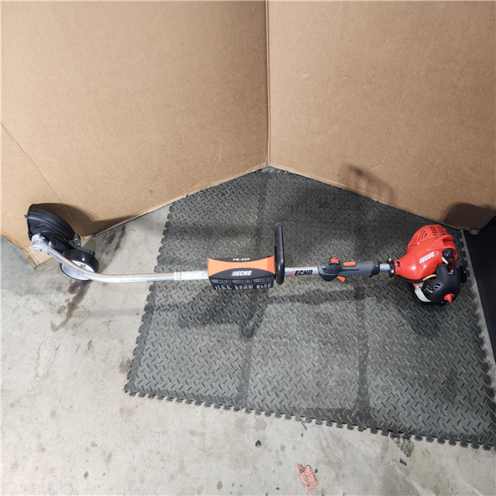 HOUSTON LOCATION - AS-IS ECHO 21.2 cc Gas 2-Stroke Lawn Edger