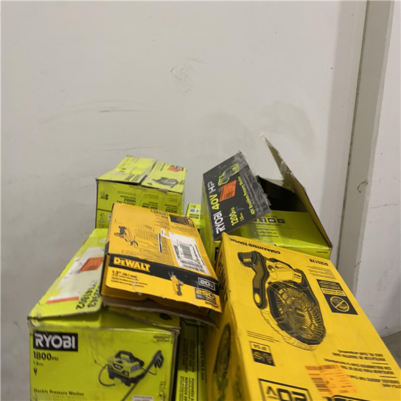 Dallas Location - As-Is Tool Pallet