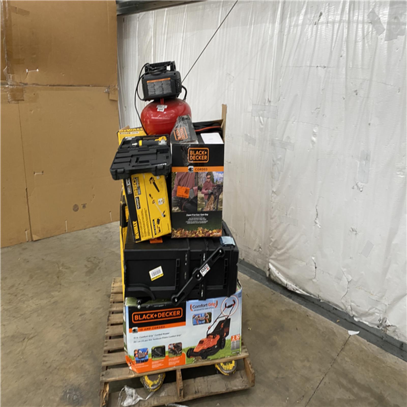 Houston Location AS IS - Tool Pallet