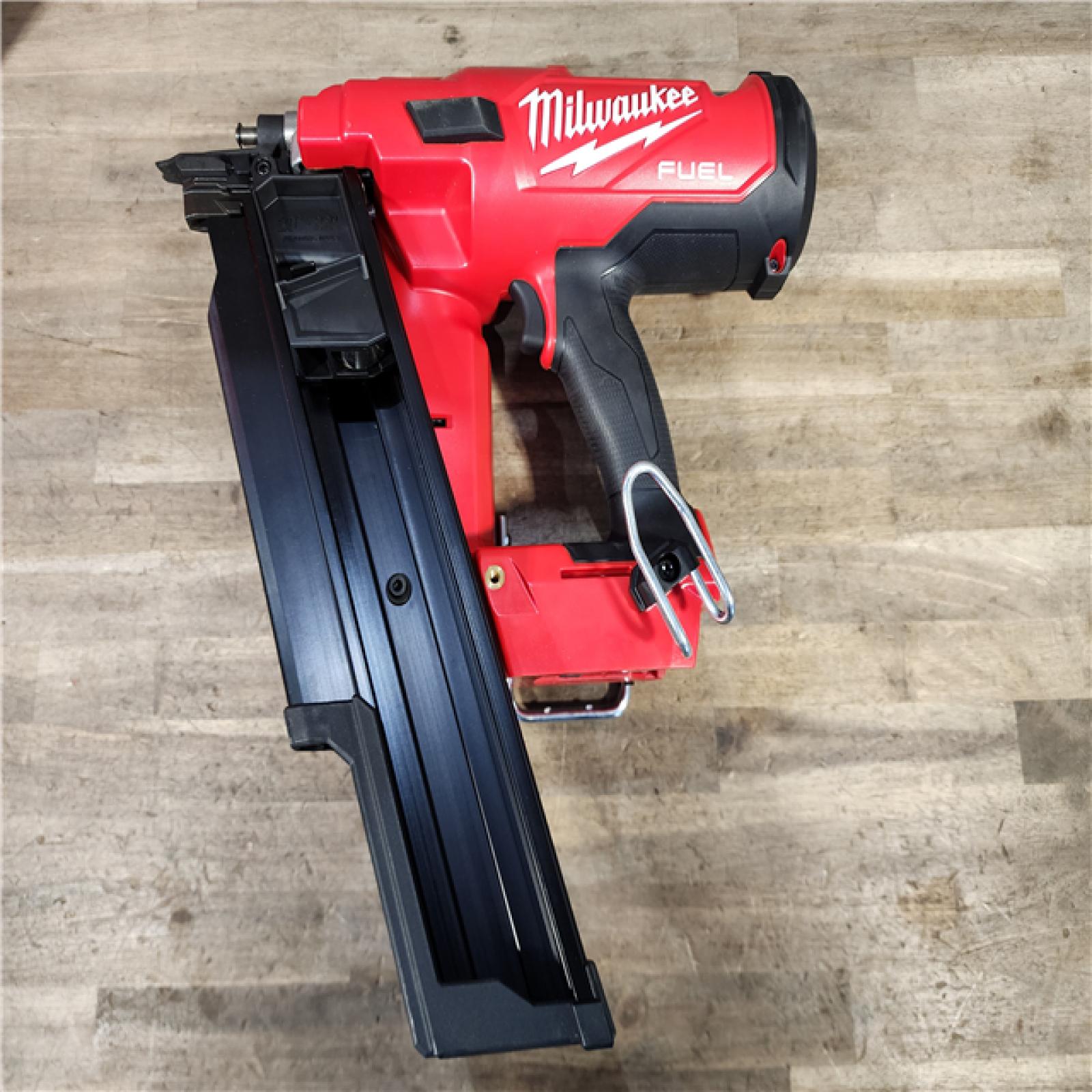HOUSTON LOCATION - AS-IS (APPEARS LIKE NEW) Milwaukee 2744-20 M18 FUEL 3-1/2 in. 18V 21-Degree Lithium-Ion Brushless Cordless Framing Nailer (Tool-Only)