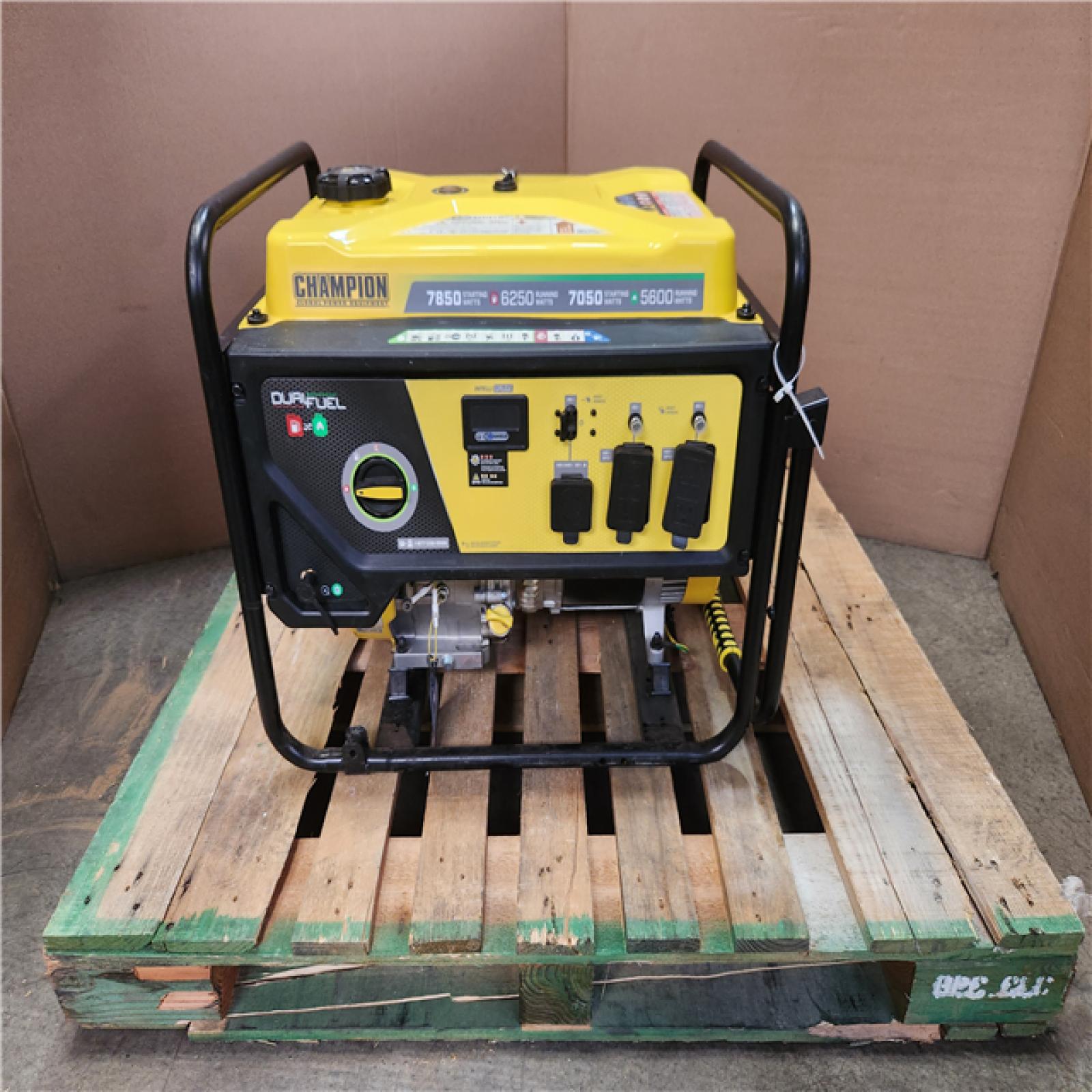 Phoenix Champion Power Equipment 7850/6250-Watt Recoil Start Dual Fuel Portable Generator (No Wheels)