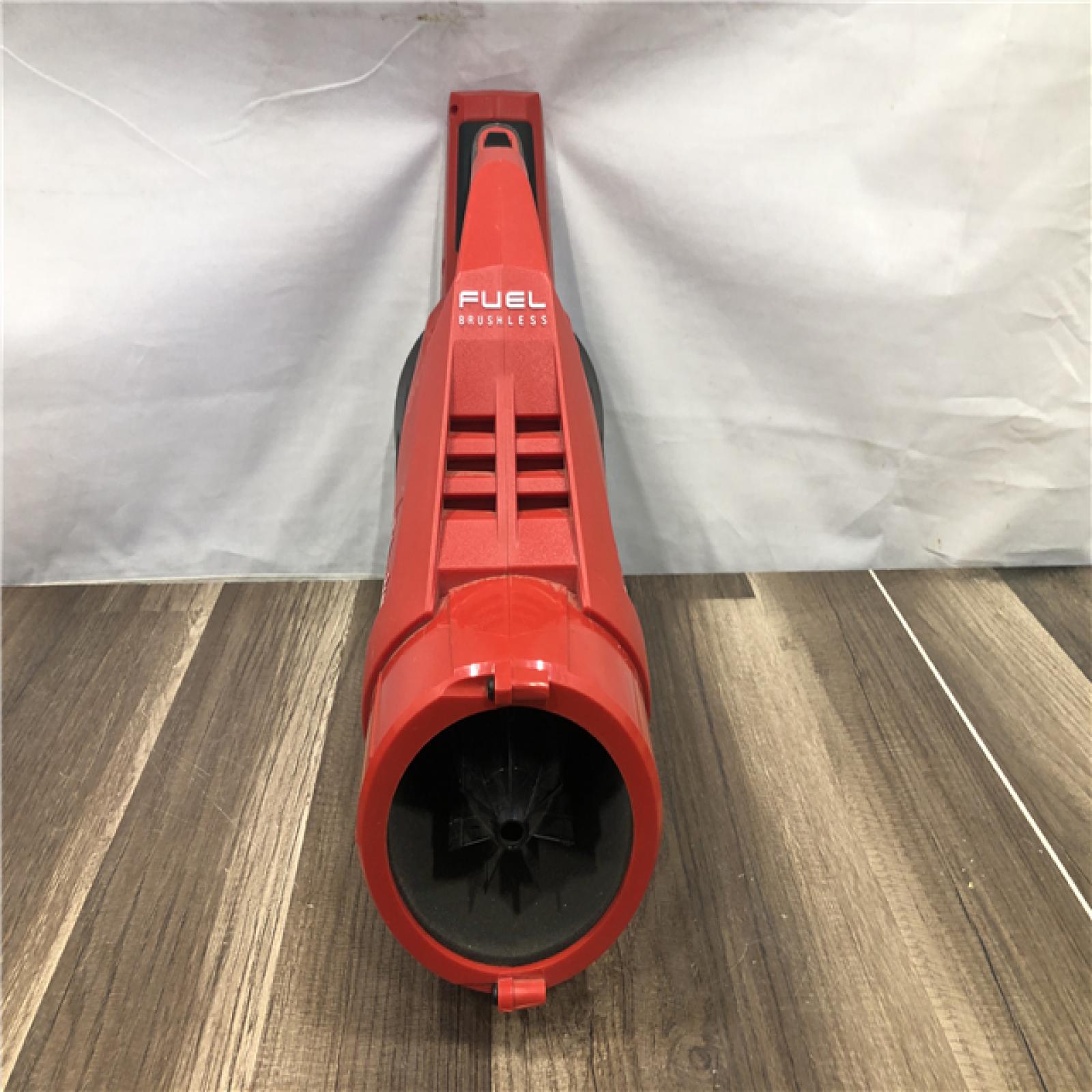 AS-IS Milwaukee FUEL 120 MPH 500 CFM 18V Brushless Cordless Battery Powered Leaf Blower Kit