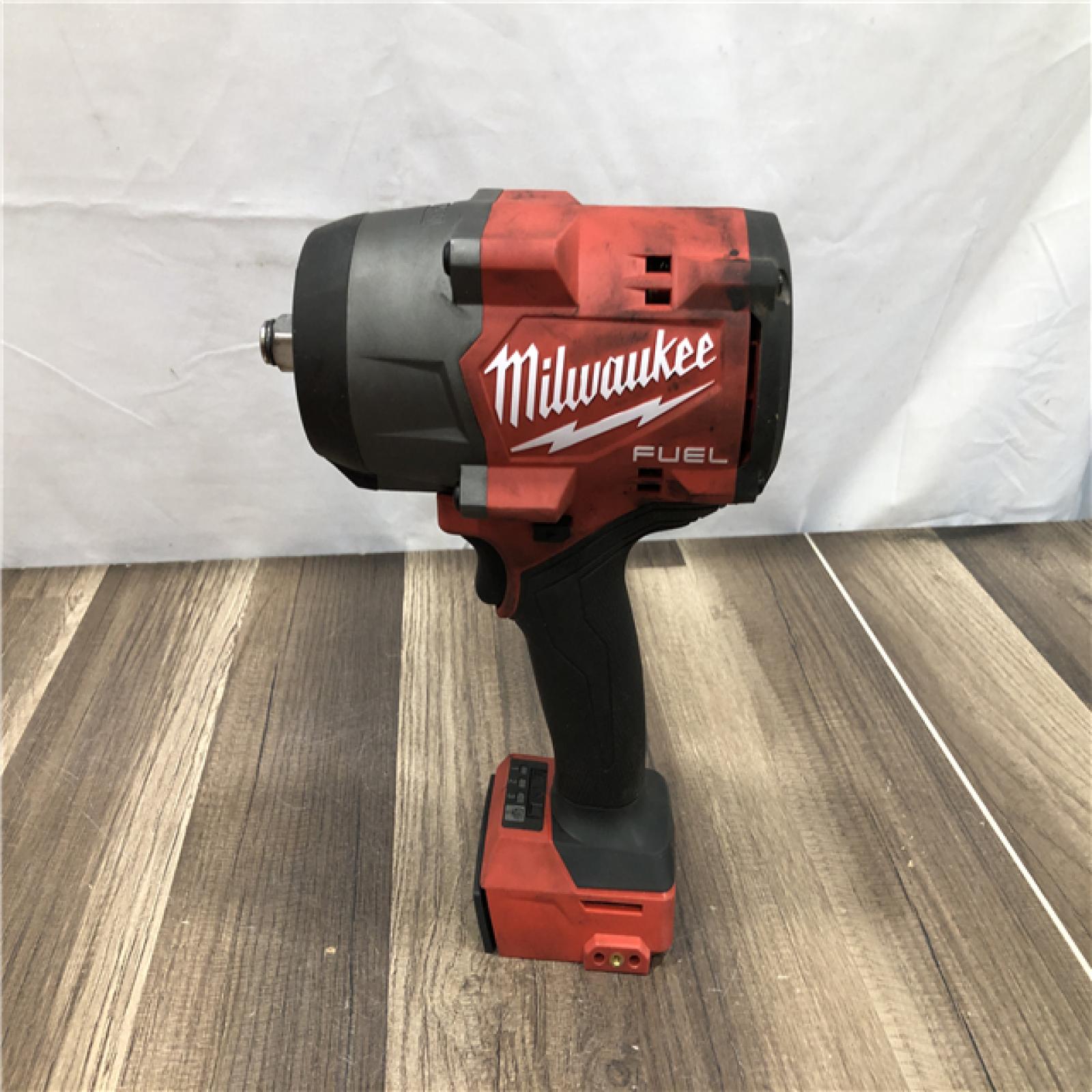 AS-IS Milwaukee FUEL 18V Lithium-Ion Brushless Cordless 1/2 in. Impact Wrench w/Friction Ring Kit