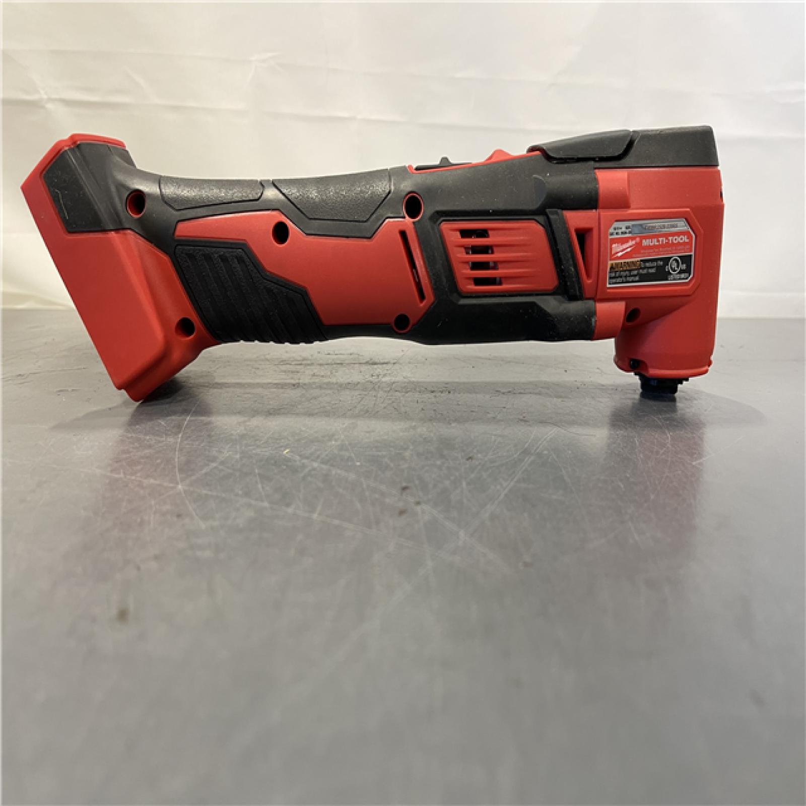 AS-IS - Milwaukee M18 Lithium-Ion Cordless Multi-Tool