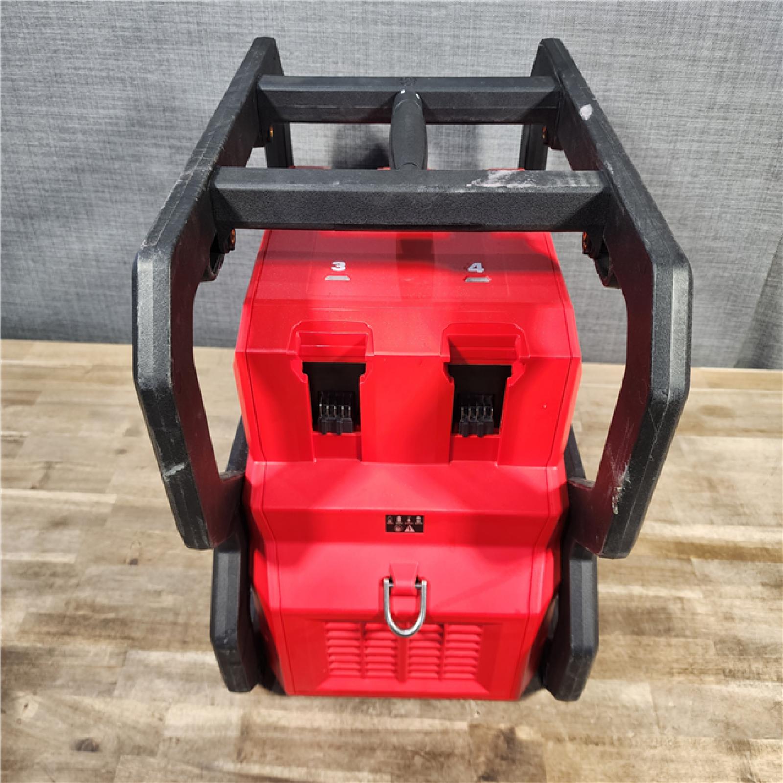 HOUSTON LOCATION - AS-IS Milwaukee M18 Cordless 3600-Watt/1800-Watt Battery Powered Power Supply (Tool Only)