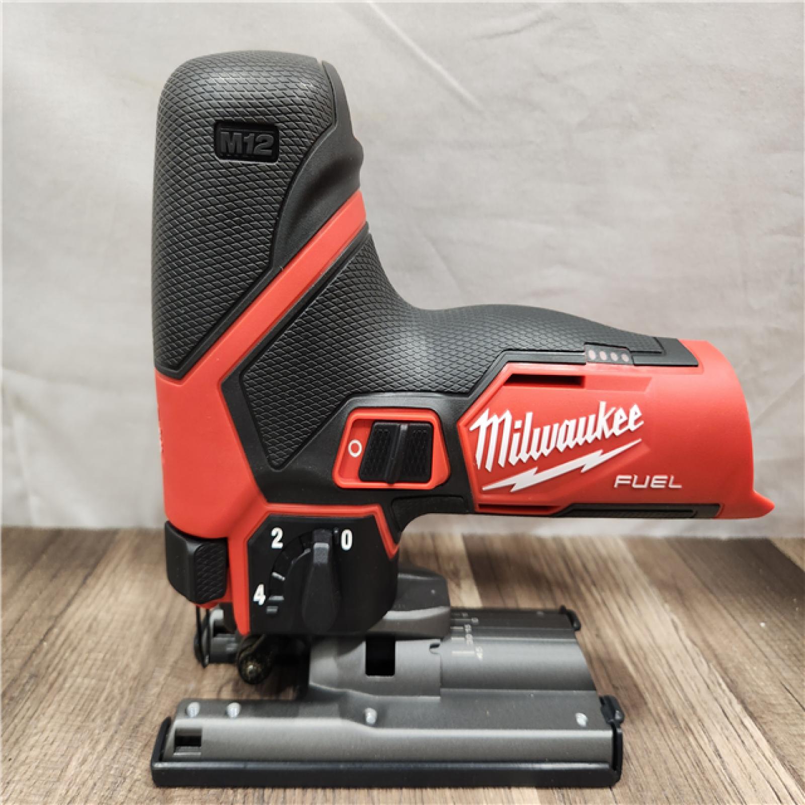 AS-IS- Milwaukee 12V Lithium-Ion Cordless Jig Saw (Tool-Only)