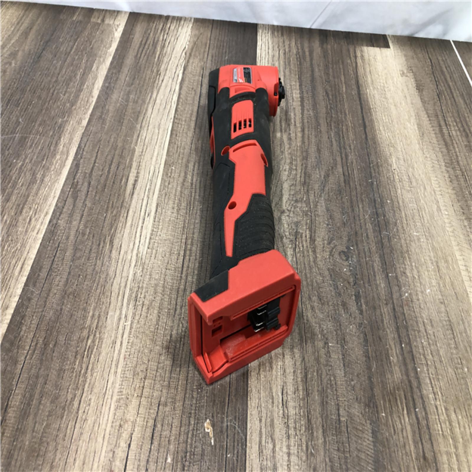 AS-IS Milwaukee 18V Lithium-Ion Cordless Oscillating Multi-Tool (Tool-Only)