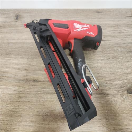 Phoenix Location Milwaukee M18 FUEL 18-Volt Lithium-Ion Brushless Cordless Gen II 15-Gauge Angled Finish Nailer (Tool-Only)