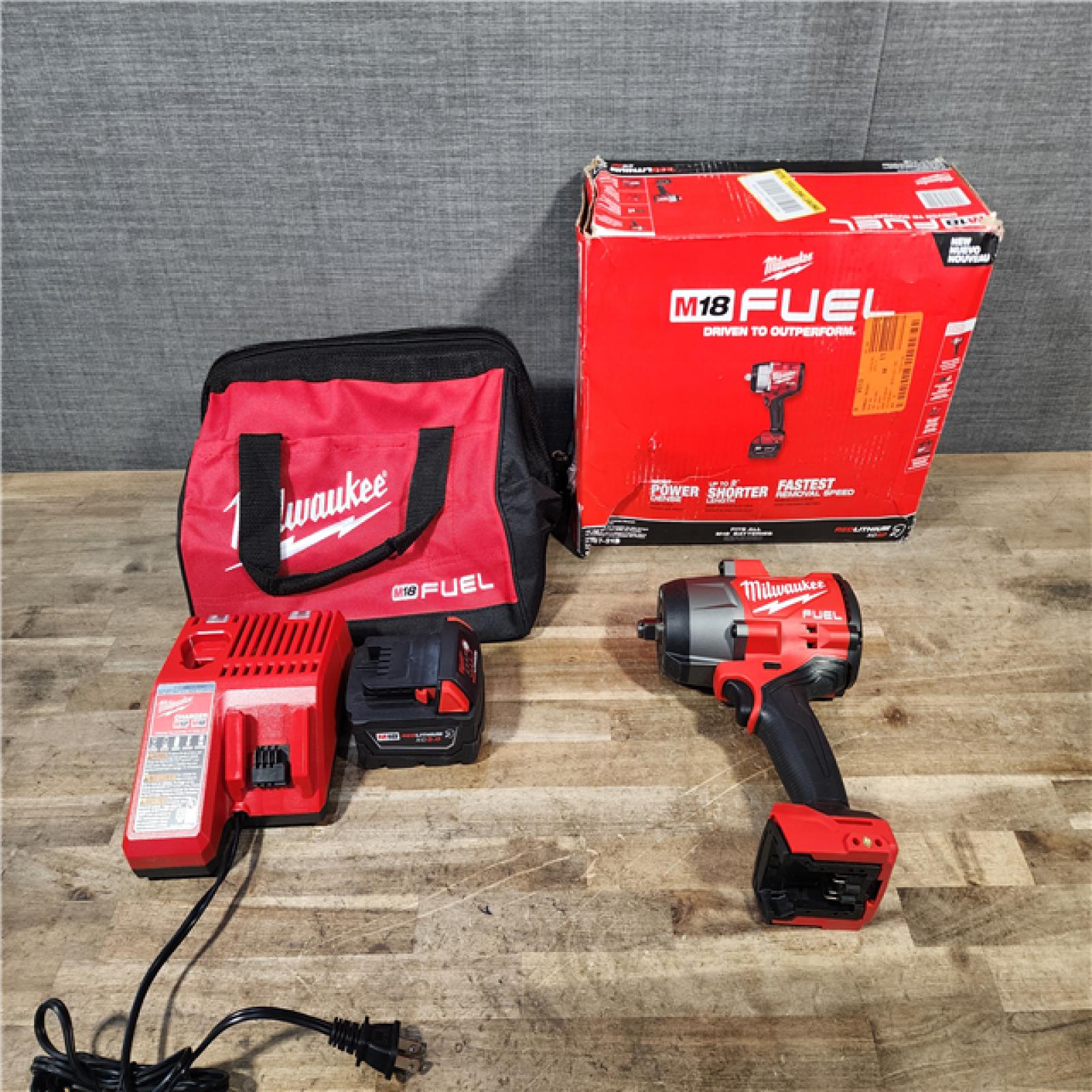 HOUSTON LOCATION - AS-IS Milwaukee FUEL 18V Lithium-Ion Brushless Cordless 1/2 in. Impact Wrench w/Friction Ring Kit