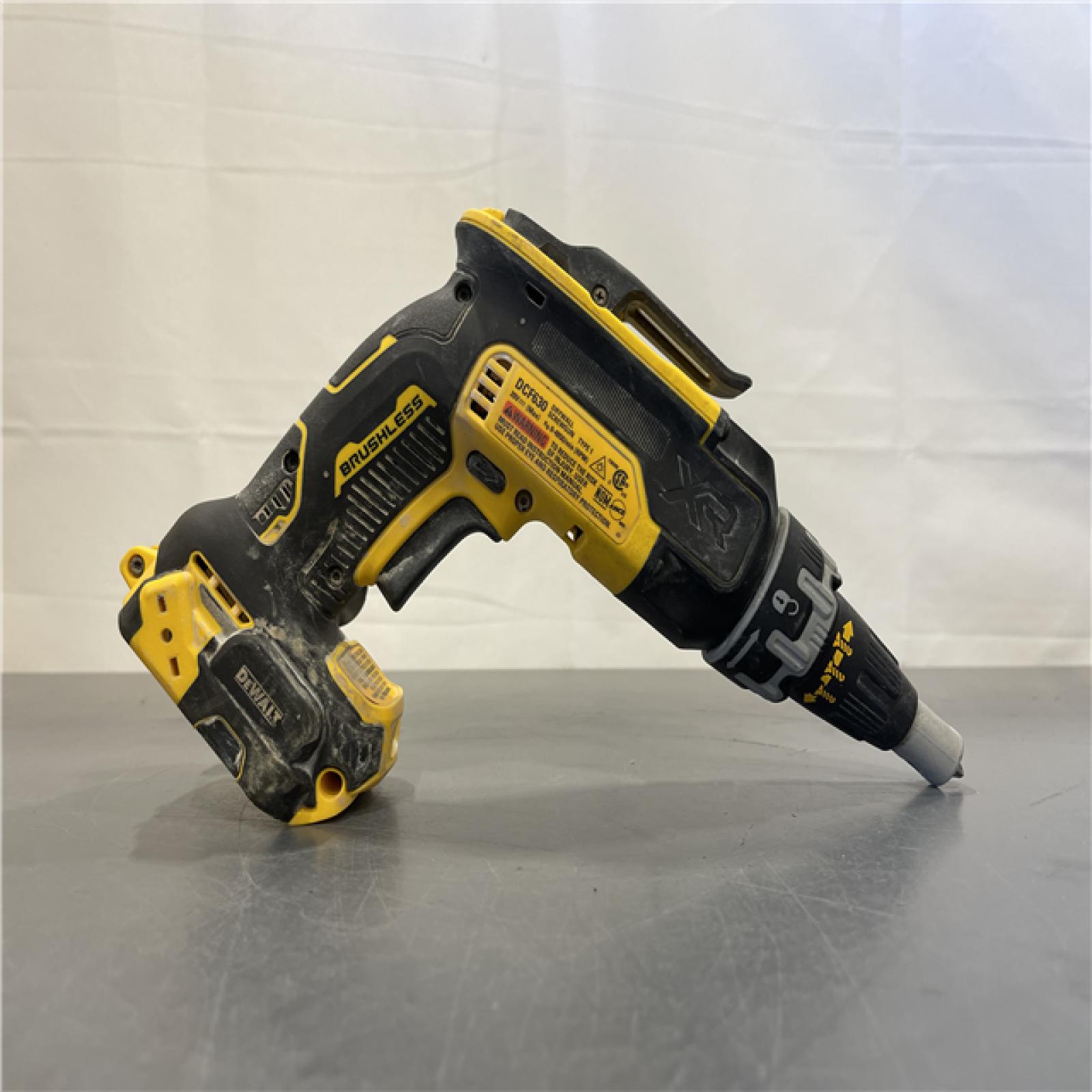 AS-IS - DeWalt 20V MAX XR Brushless Cordless Drywall Screw Gun Tool Only