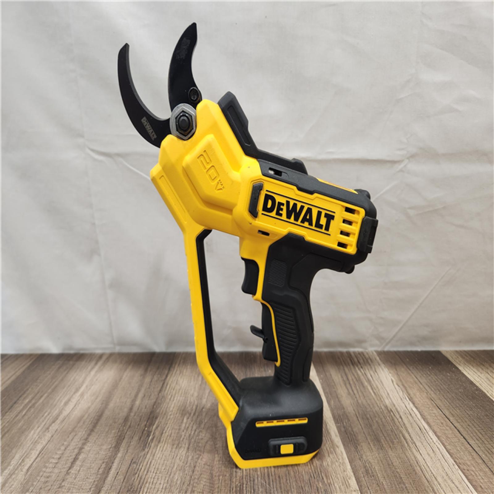 AS-IS- DeWalt Cordless Pruner (TOOL ONLY)