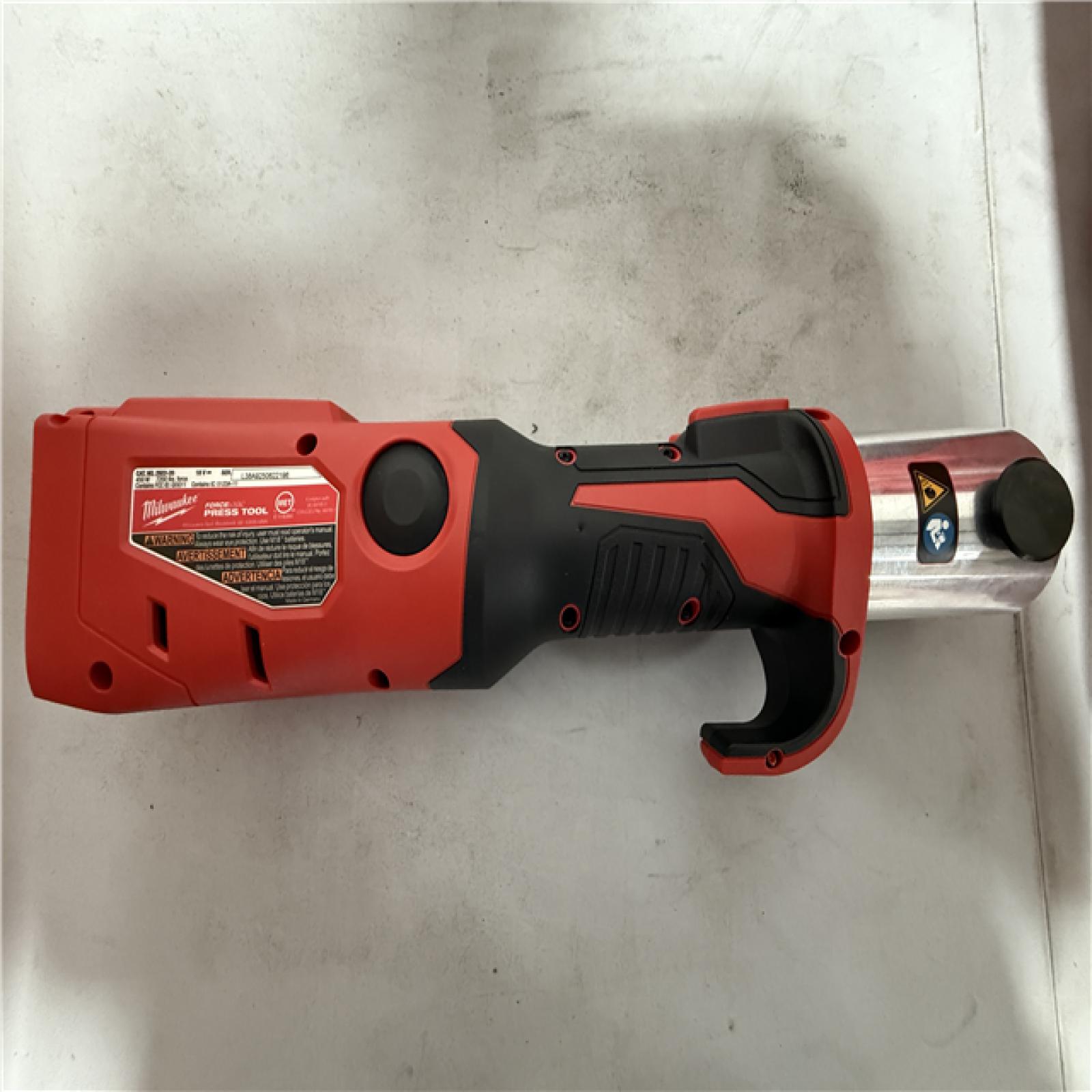 California NEW Milwaukee Force Logic M18 Press Tool Kit /One-Key  1/2 - 2 CTS-V Jaws, Includes (2) Batteries, Charger and Hard Case