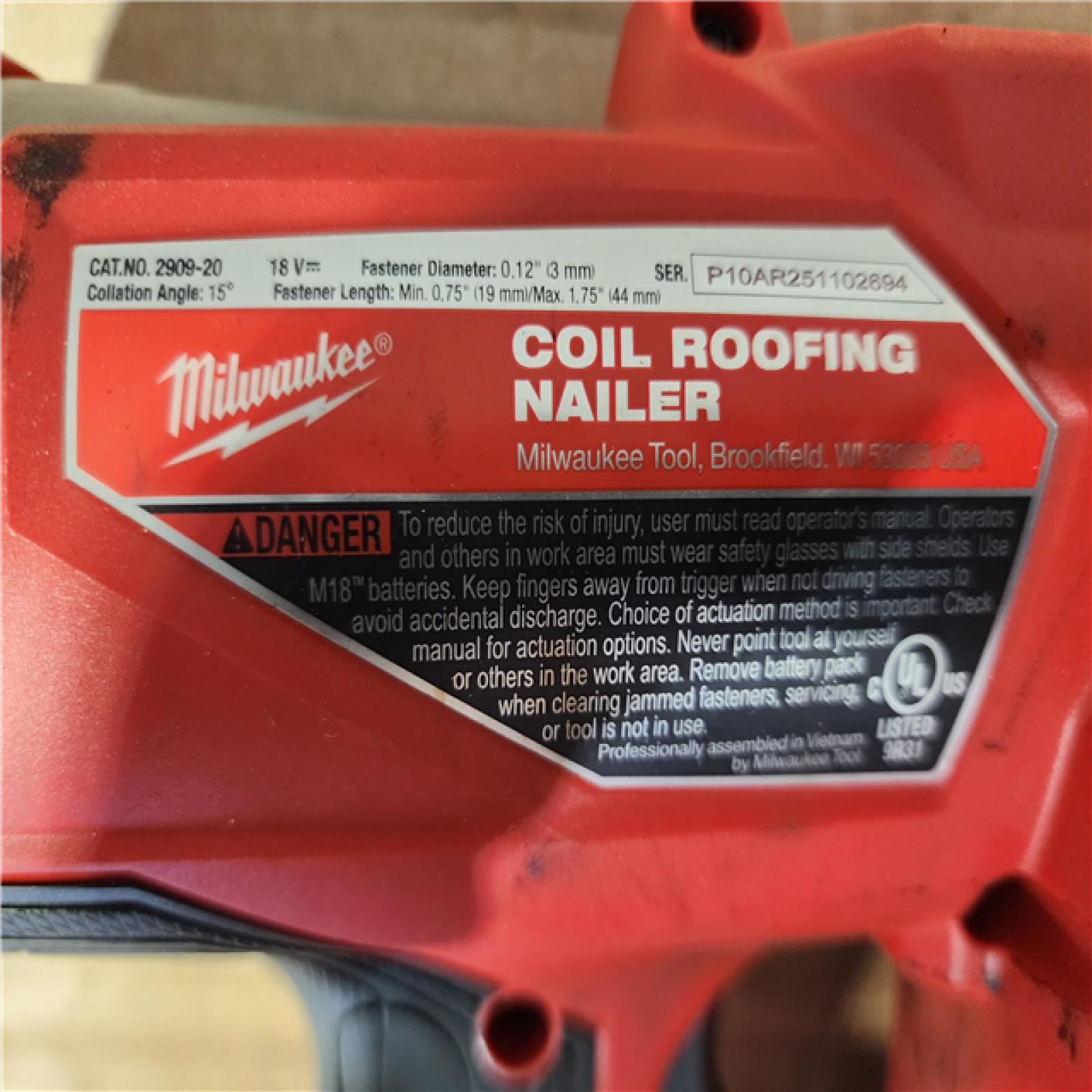HOUSTON LOCATION - AS-IS Milwaukee FUEL 18-Volt Lithium-Ion Brushless Cordless Coil Roofing Nailer (Tool Only)