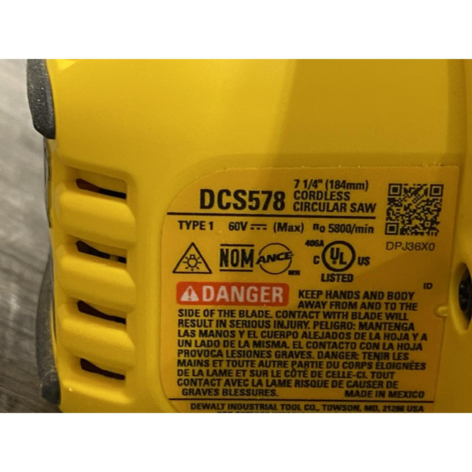 AS-IS DEWALT FLEXVOLT 60V MAX Cordless Brushless 7-1/4 in. Circular Saw with Brake (Tool Only)