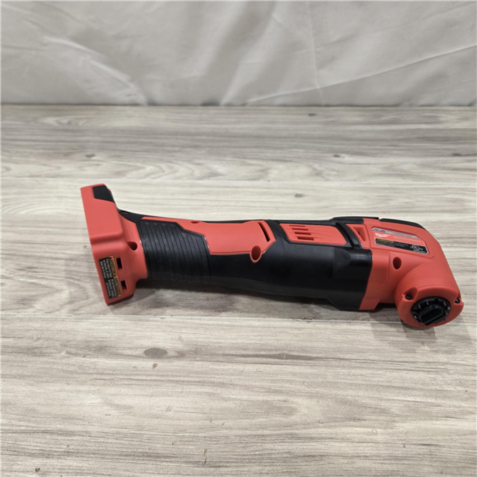 AS-IS Milwaukee 2626-21 M18 18V Cordless Oscillating Multi-Tool Kit
