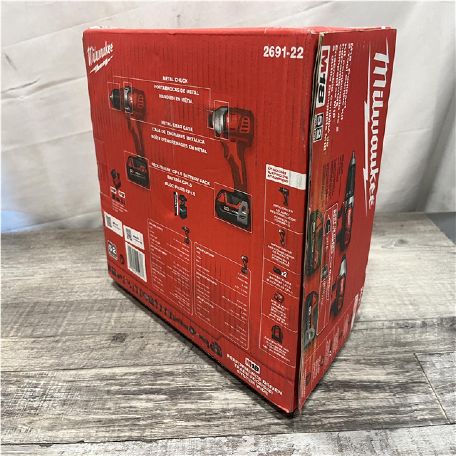 NEW - Milwaukee 18V Lithium-Ion Cordless Drill Driver/Impact Driver Combo Kit