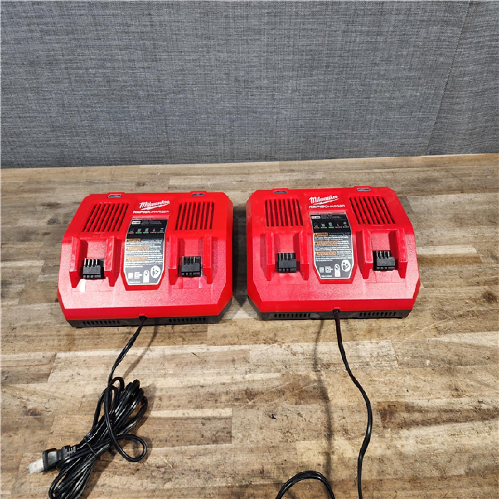 HOUSTON LOCATION - AS-IS MILWAUKEE BATTERY CHARGER PACK QTY - 2