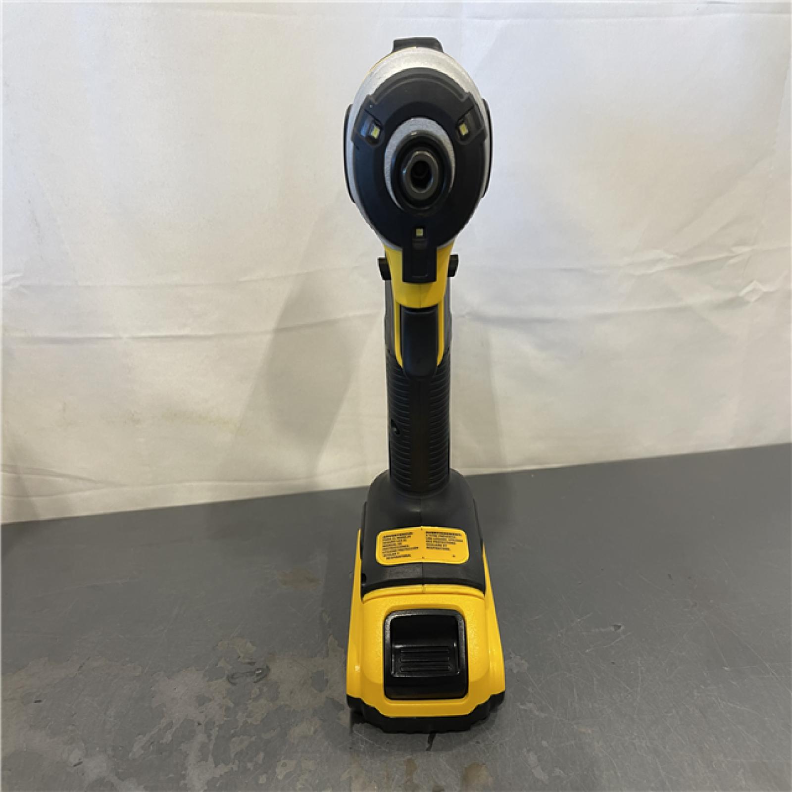 AS-IS - DEWALT ATOMIC 20V MAX* Brushless Cordless Compact 1/4 in. Impact Driver Kit