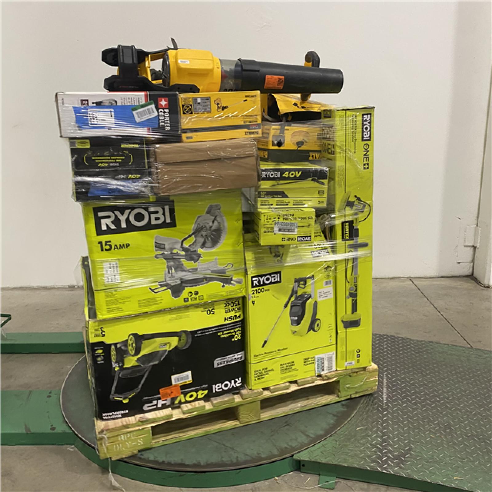 Dallas Location - As-Is Tool Pallet