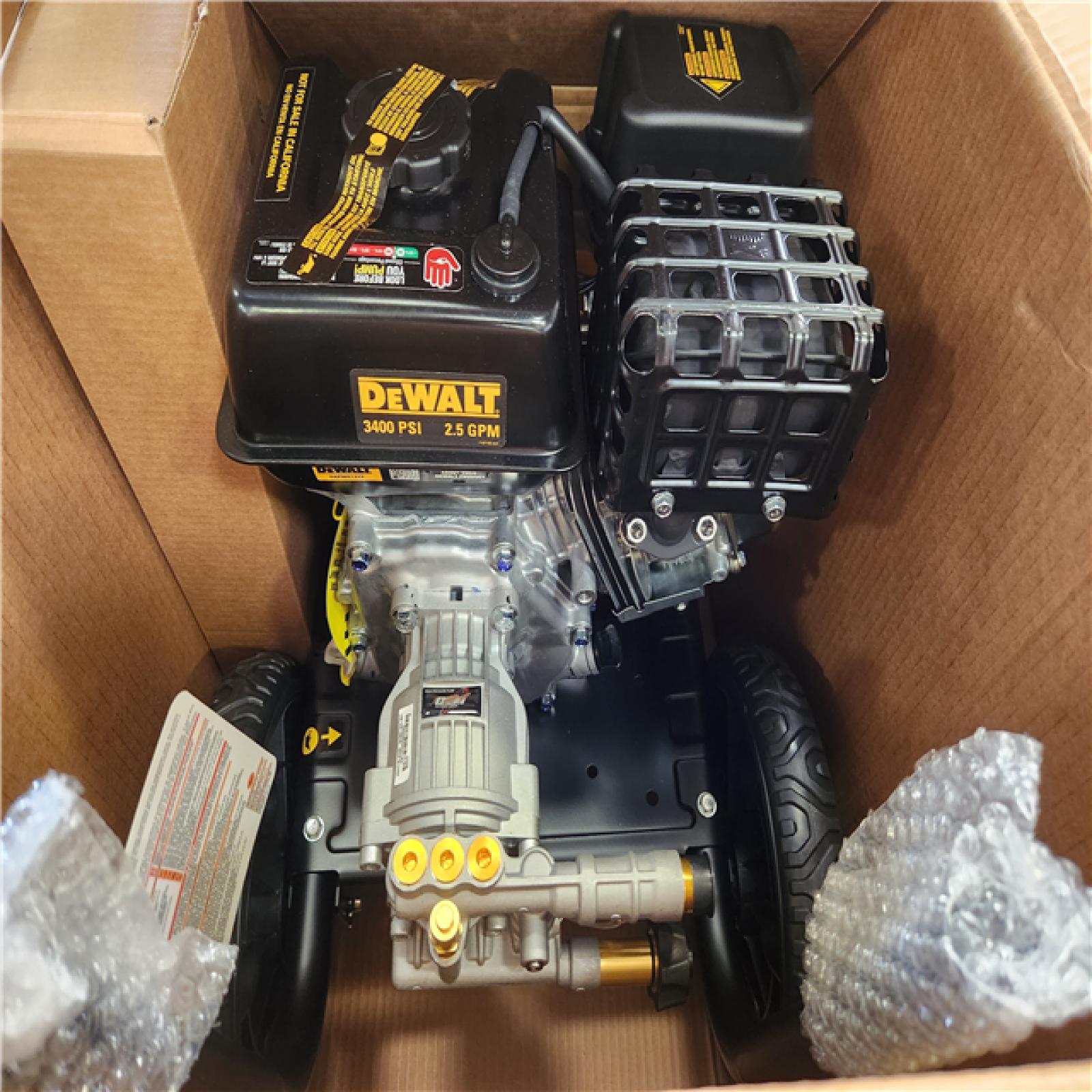 Phoenix NEW DEWALT 3400 PSI 2.5 GPM Gas Pressure Washer with Maintenance-Free Pump  Heavy-Duty Commercial Cold Water Power Washer