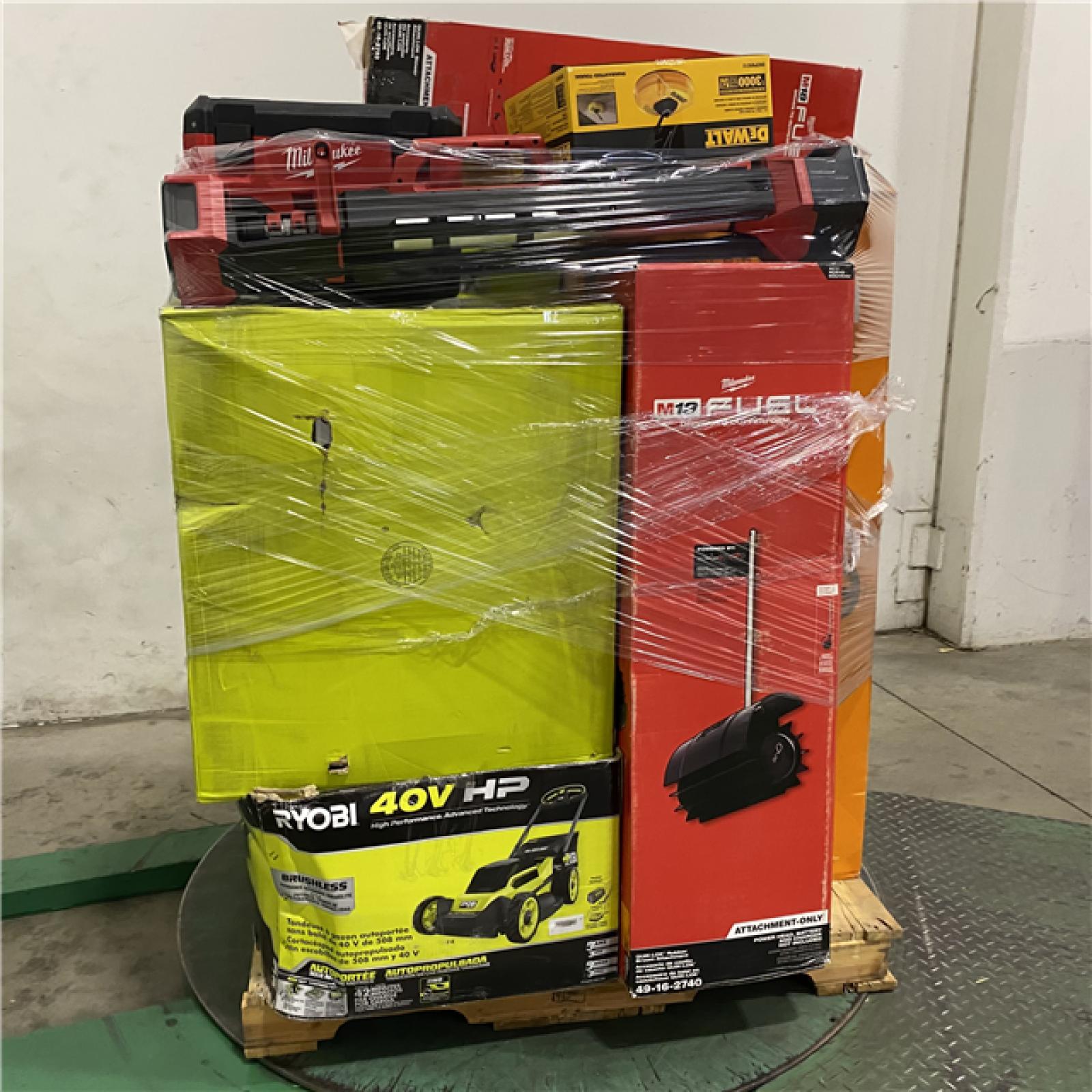 Dallas Location - As-Is Tool Pallet