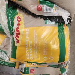 Phoenix Vigoro 0.5 cu. ft. (.10 in. to .25 in.) Bagged Decomposed Granite Brown Decorative Landscape Rock Pallet (39-Bags)