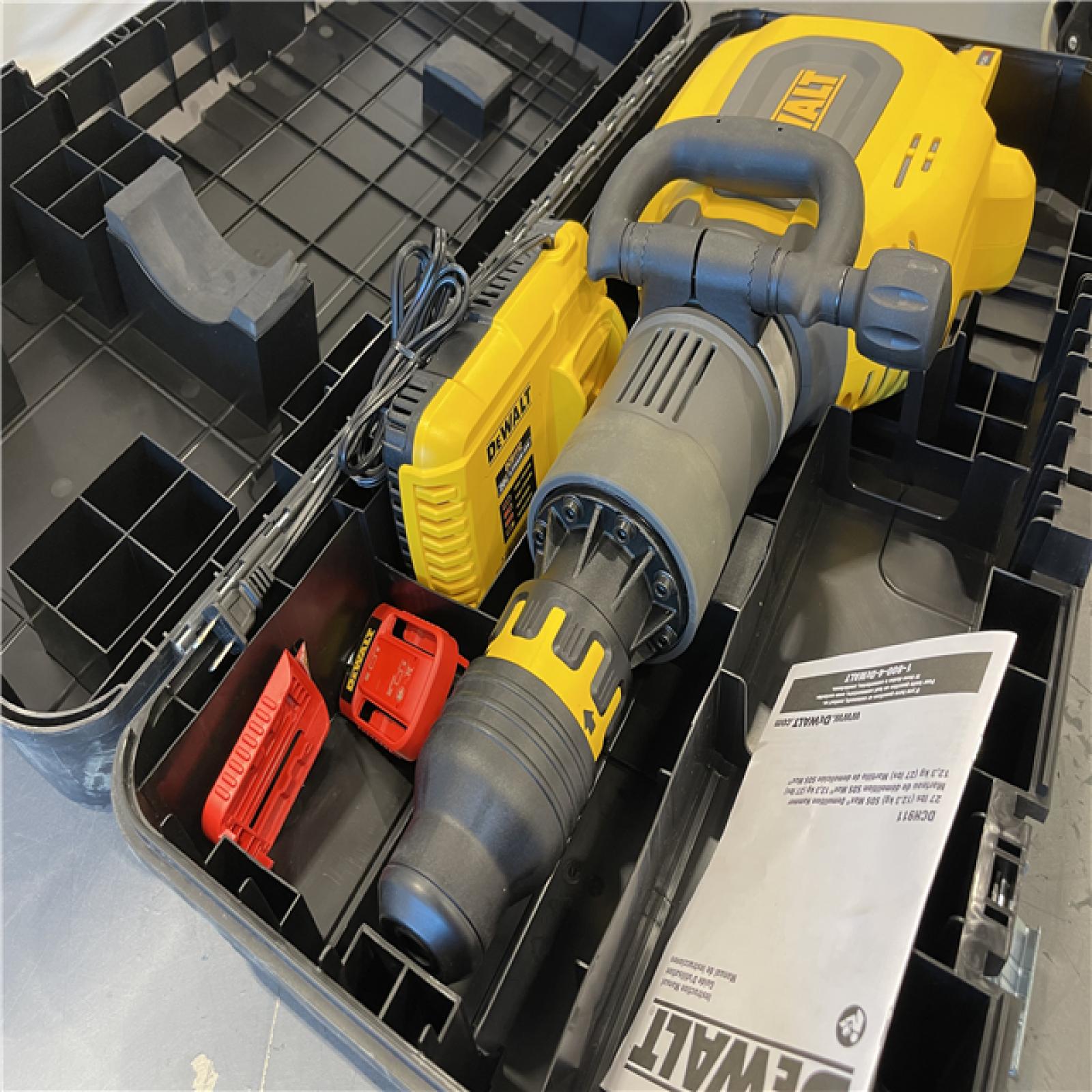AS-IS - DeWalt 60-Volt 27 Lbs. SDS Maximum 1-3/4 in. Inline Chipping Hammer Kit