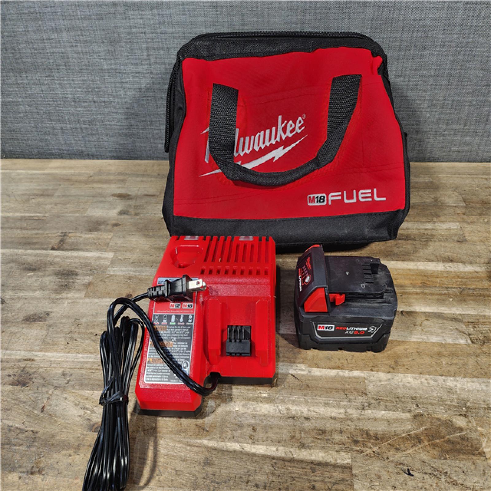HOUSTON LOCATION - AS-IS Milwaukee FUEL 18V Lithium-Ion Brushless Cordless 1/2 in. Impact Wrench w/Friction Ring Kit