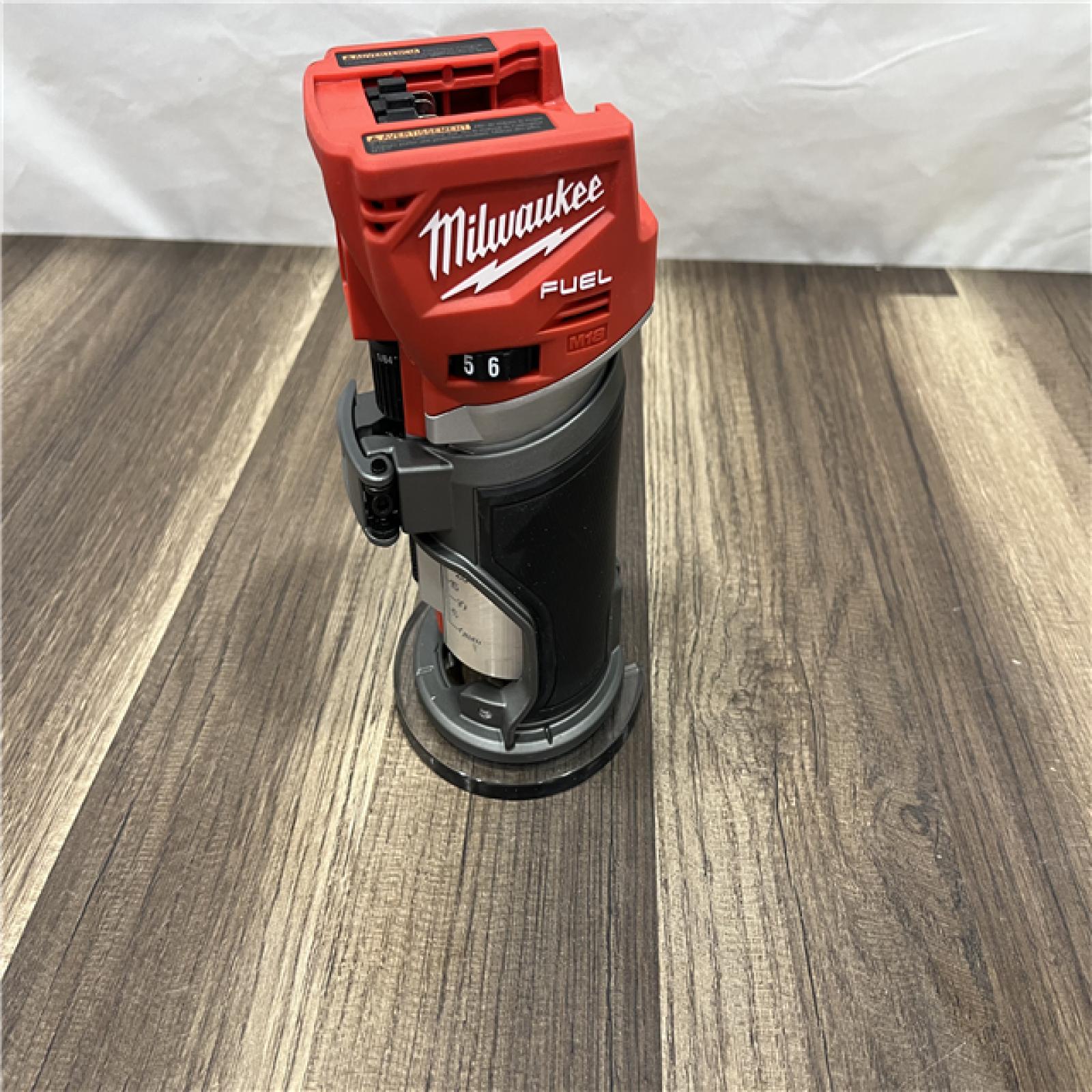GOOD Milwaukee 2723-20 M18 FUEL 18V Cordless Li-Ion Compact Router - Bare Tool