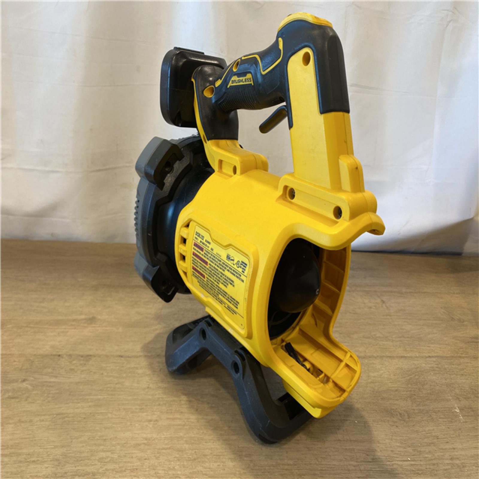 AS-IS DEWALT 20V MAX* XR Brushless Cordless Handheld Blower Kit